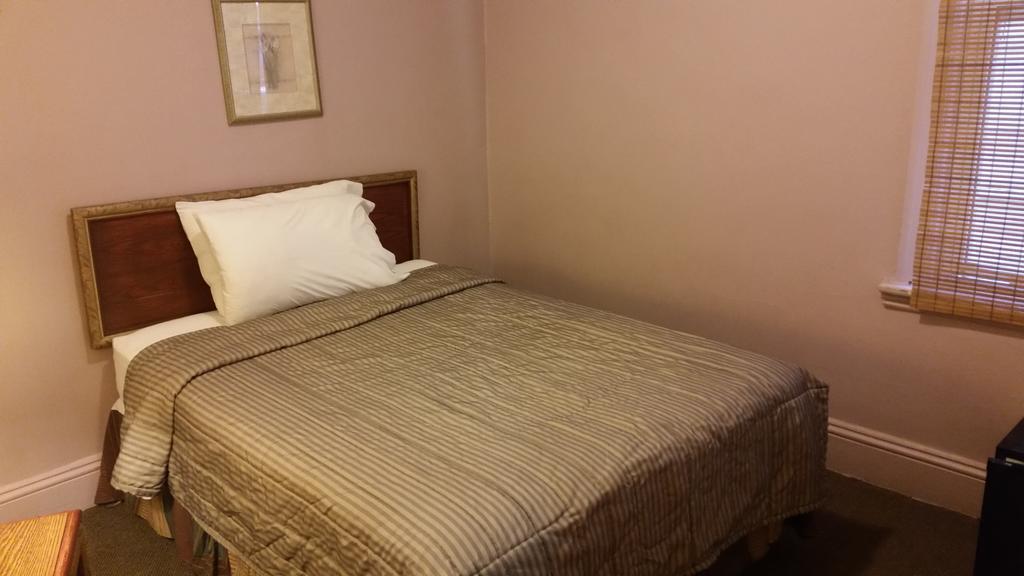 أوتاوا A Voyageur'S Guest House الغرفة الصورة