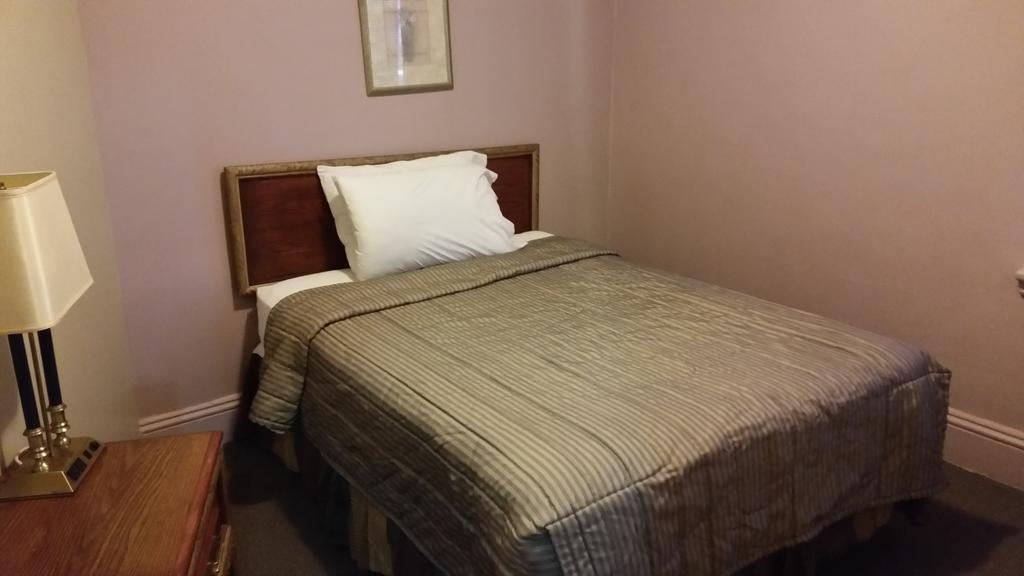أوتاوا A Voyageur'S Guest House الغرفة الصورة