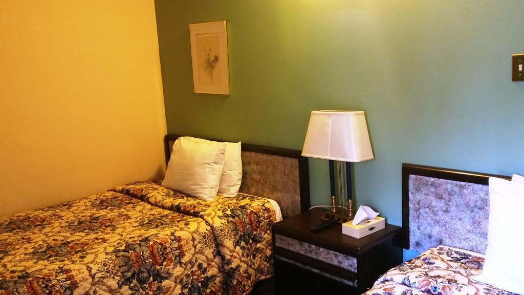 أوتاوا A Voyageur'S Guest House المظهر الخارجي الصورة